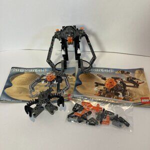 LEGO Bionicle 8556 Boxor Titan Mech Warrior Nuparu Matoran With Manuals No Mask